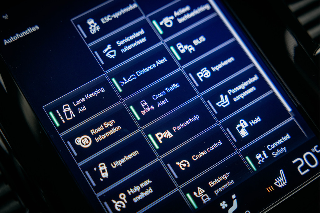 46368637-35.jpg